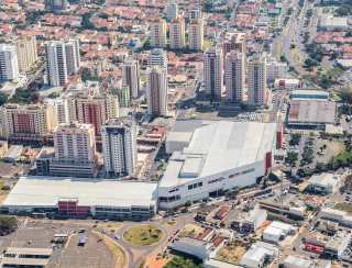 Com 35 anos de história, Bauru Shopping é tradição e modernidade em experiências e compras para Bauru e região