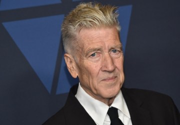 Família convoca meditação mundial para homenagear David Lynch, morto aos 78 anos