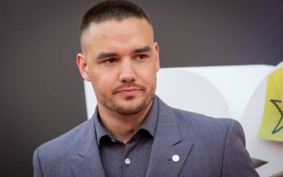 Garçom indiciado pela morte de Liam Payne admite que usou cocaína com cantor, mas nega ter vendido