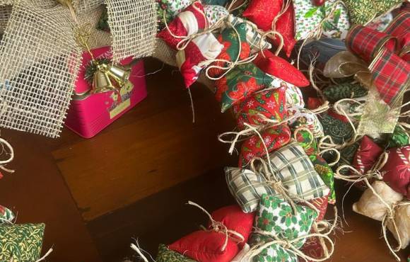 Bazar de Natal reúne peças para aquecer o espírito solidário e renovar a decoração